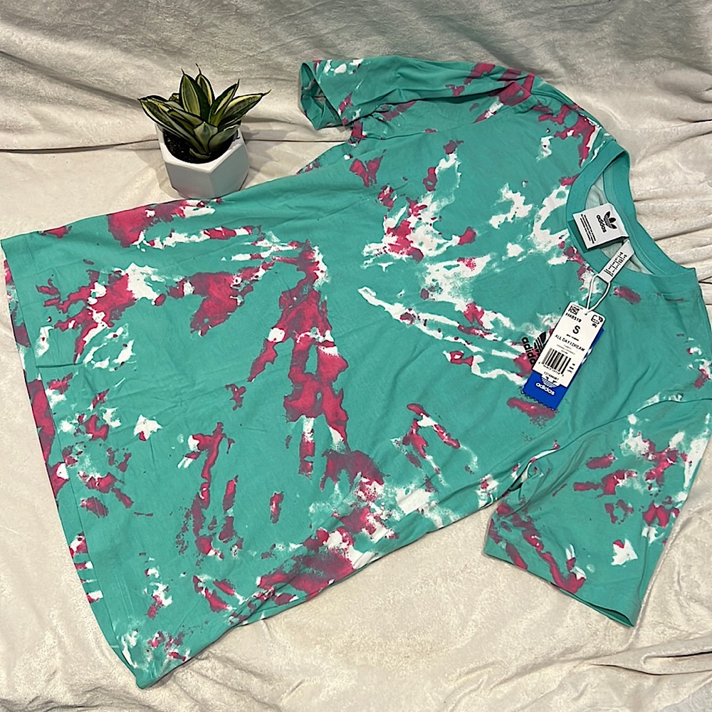 Mens Small Adidas All Day I Dream Shirt (NEW)